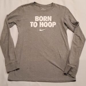 Women's Nike long-sleeve t-shirt